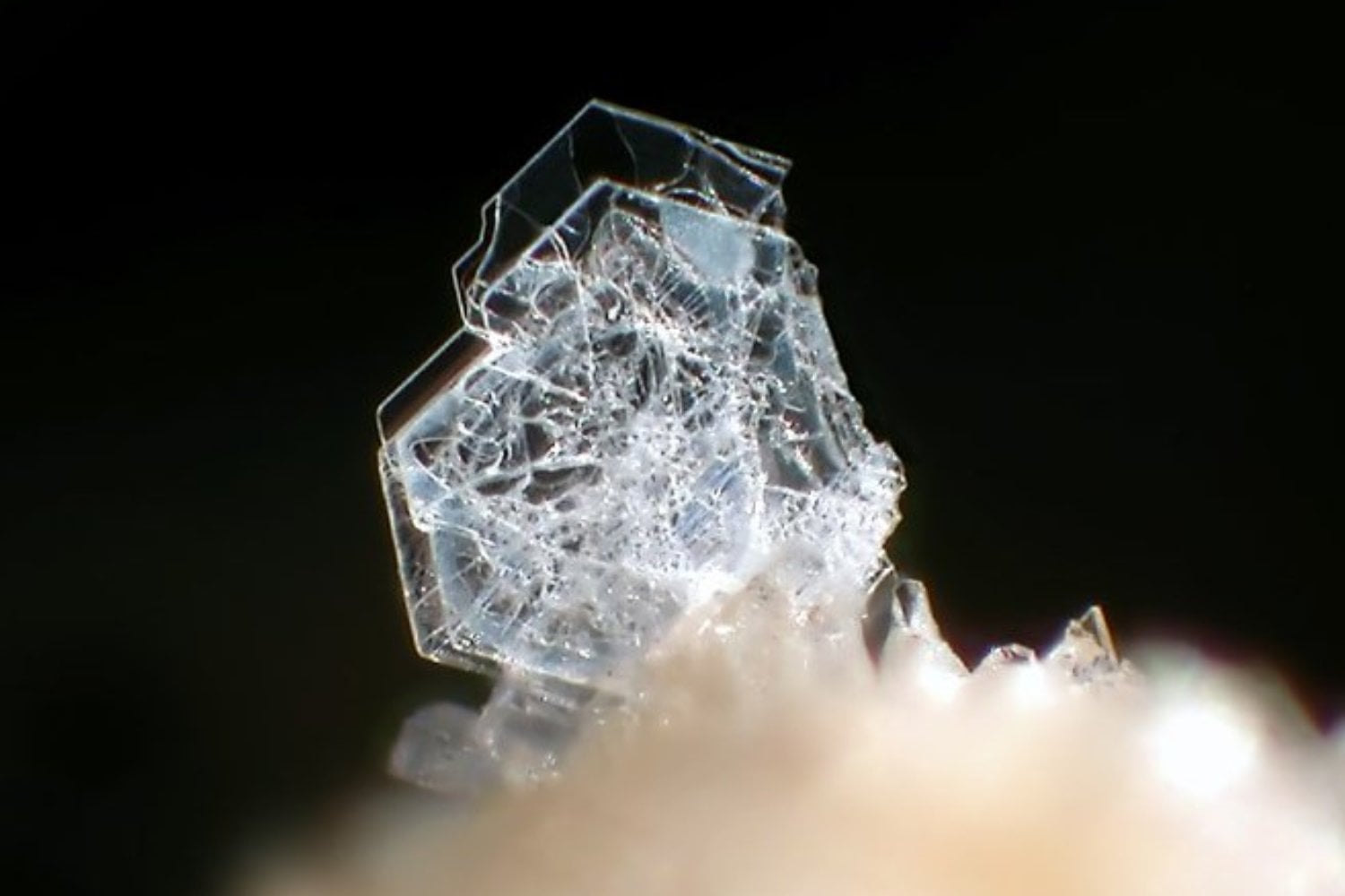 El meteorito que rompe las reglas del calor y desconcierta a la ciencia