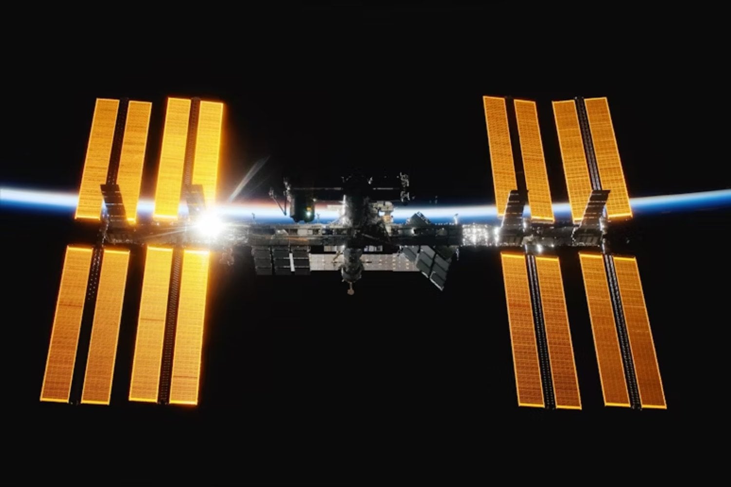 Estados Unidos y Rusia mantienen viva la cooperación espacial y extienden la vida de la EEI hasta 2028
