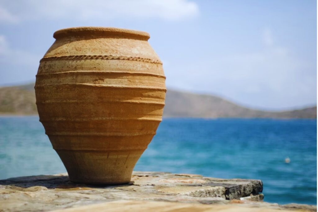 Un invento de terracota que podría cambiar el acceso al agua potable en zonas sin electricidad
