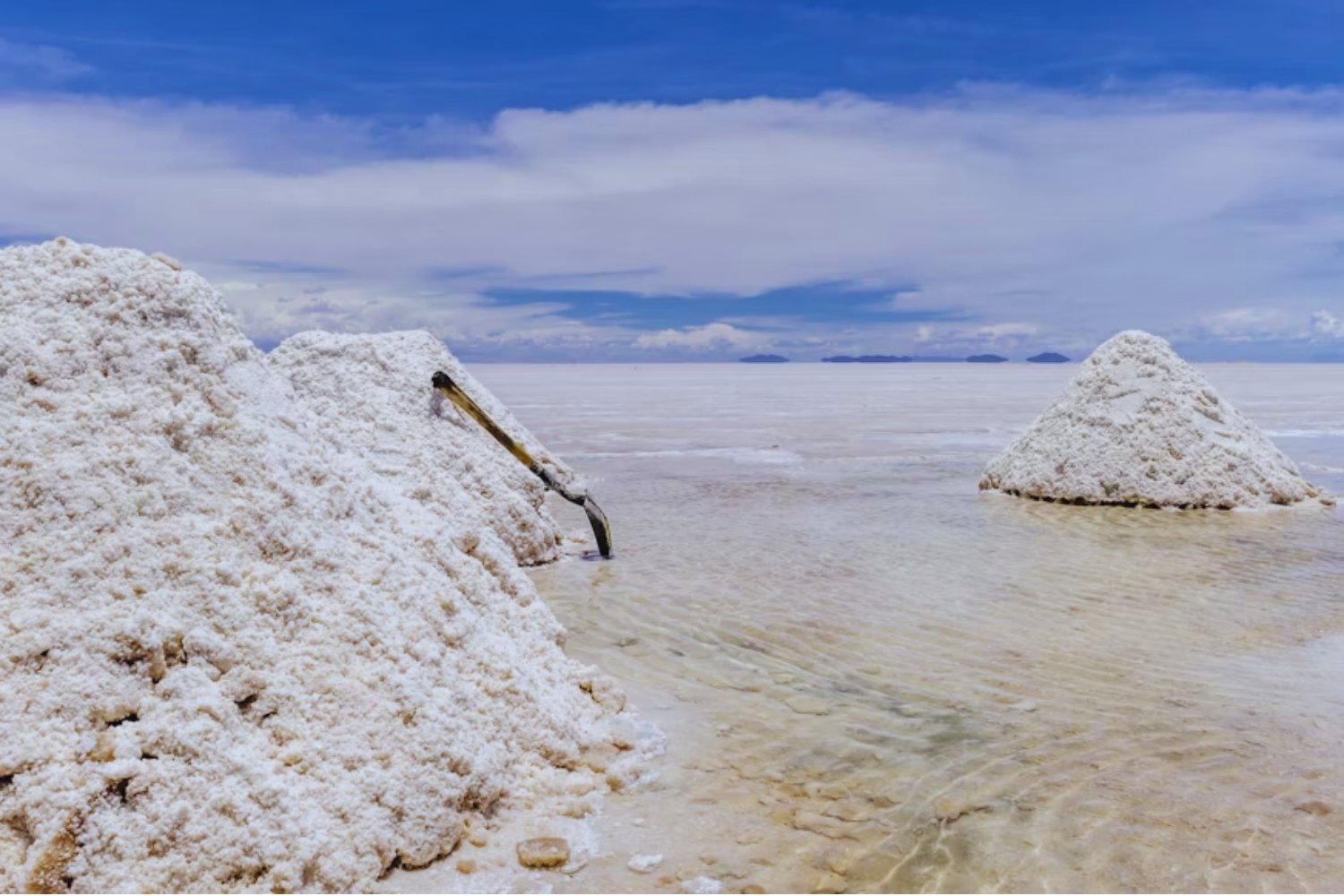 Un hallazgo bajo un volcán de EE. UU. amenaza el dominio global del litio de China