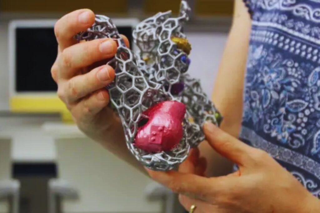 Un universo al alcance de las manos: el proyecto que permite tocar galaxias y agujeros negros