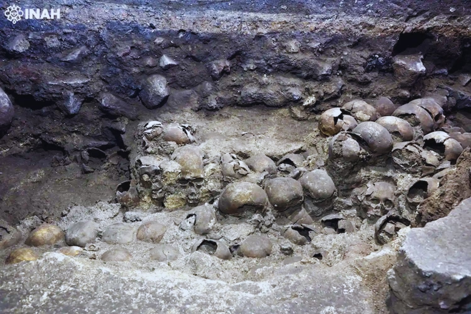 El misterio del Huei Tzompantli: quiénes fueron las más de 200 víctimas sacrificadas en Tenochtitlán