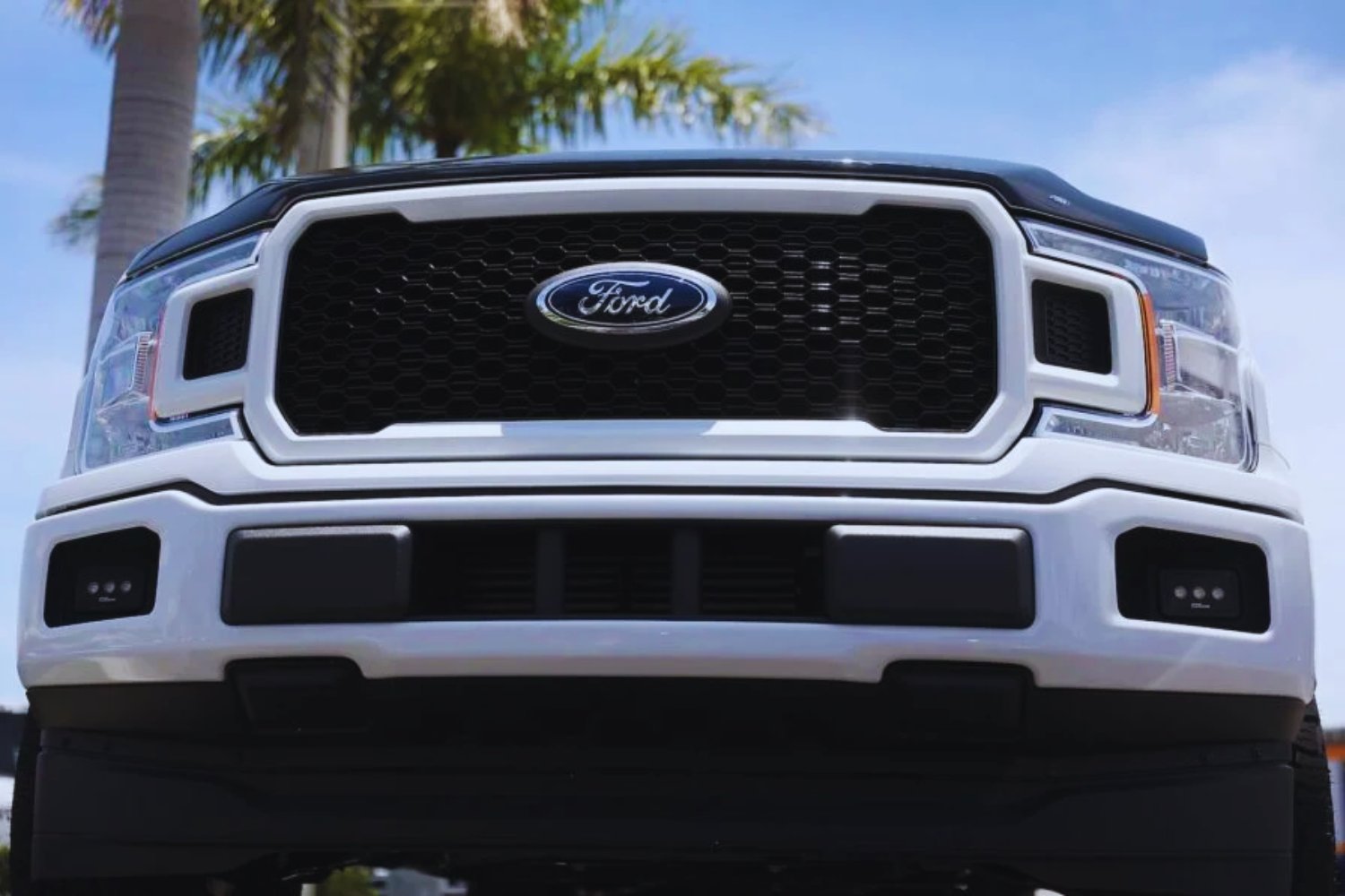 Tras el Mustang, Ford insinúa el regreso de otro querido modelo como vehículo eléctrico