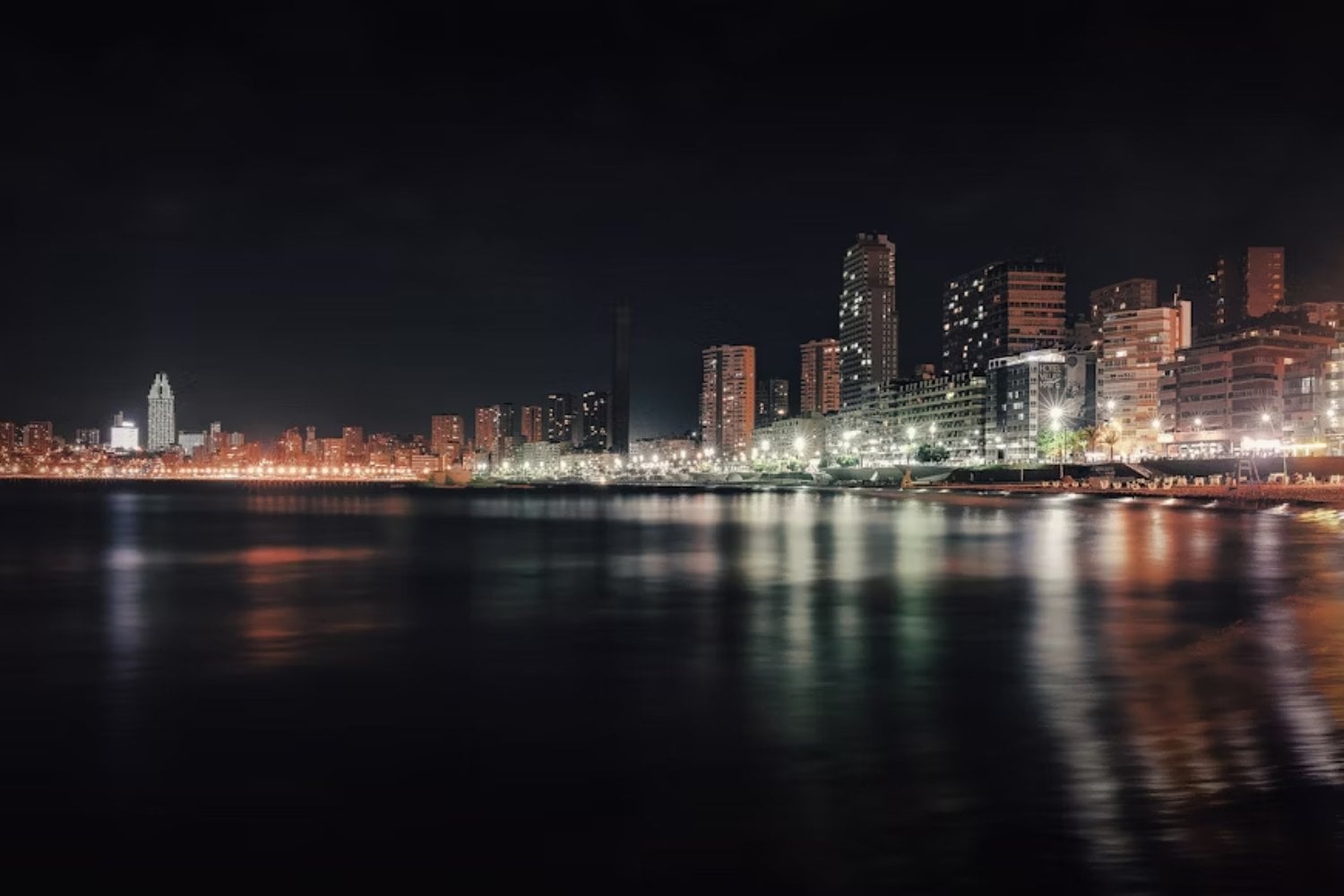 Vivir junto al mar alarga la vida… pero no por la razón que imaginas