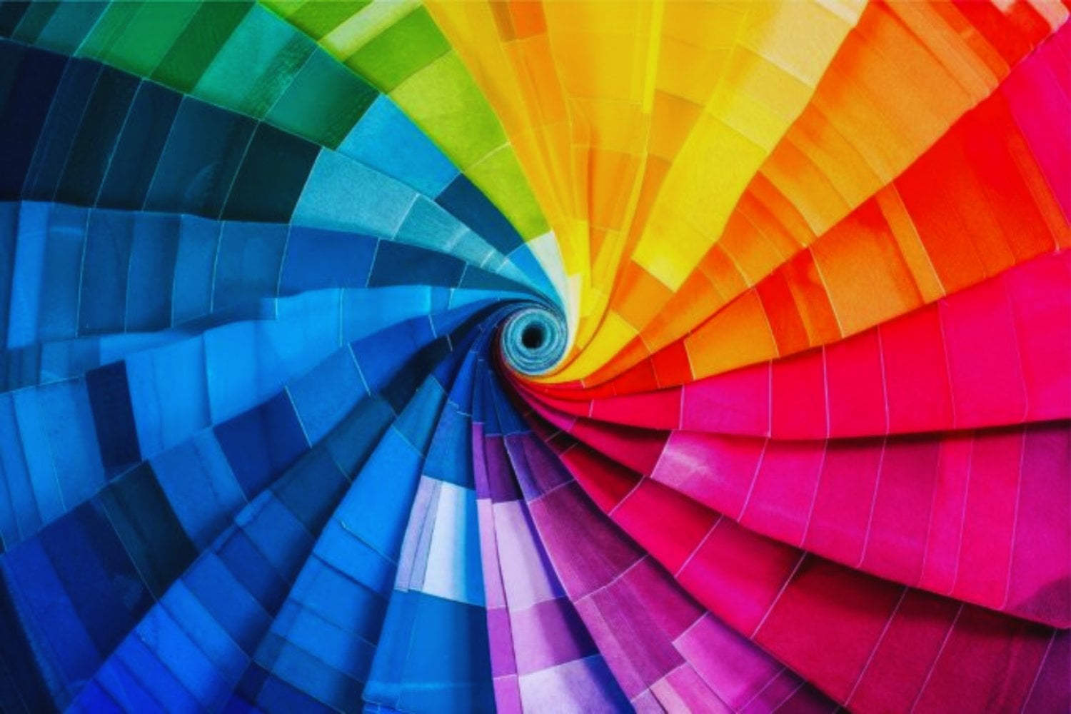 El sorprendente color que la psicología asocia con menor capacidad cognitiva