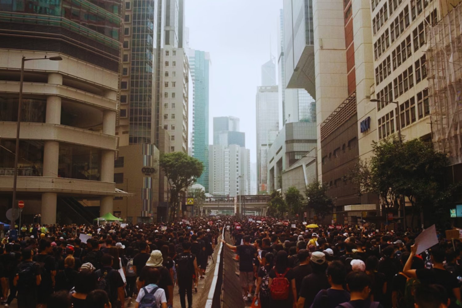 México pone en marcha la mayor movilización de su historia: Un ejército de 260.000 personas con un solo motivo