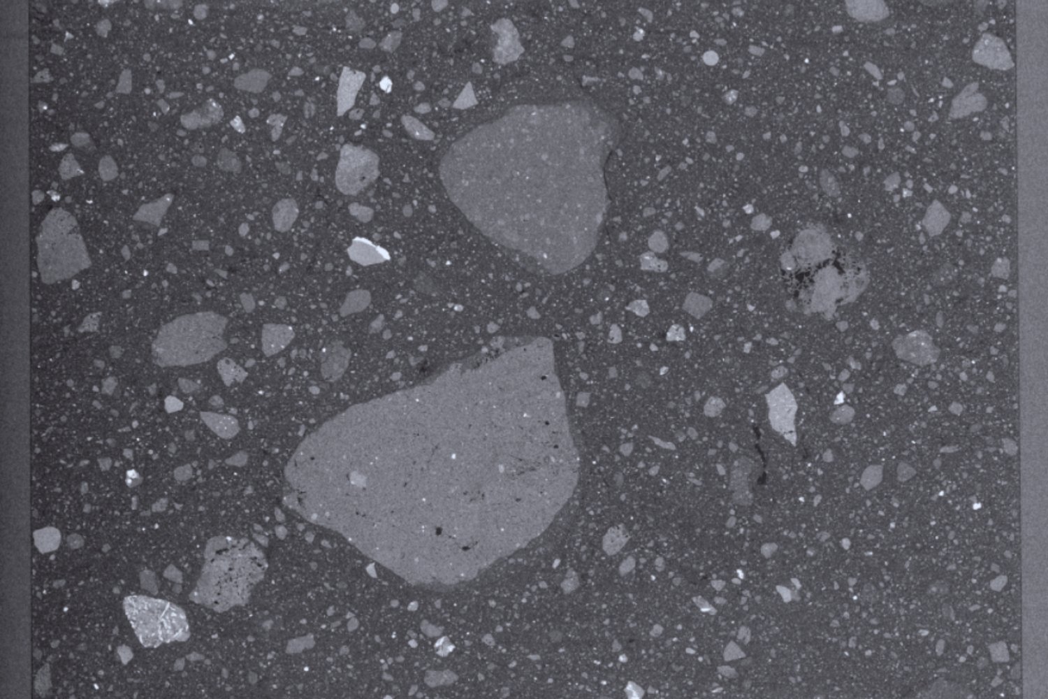 La NASA abrió un cofre lunar sellado por 50 años y halló un misterio que cambia lo que sabíamos de la Luna