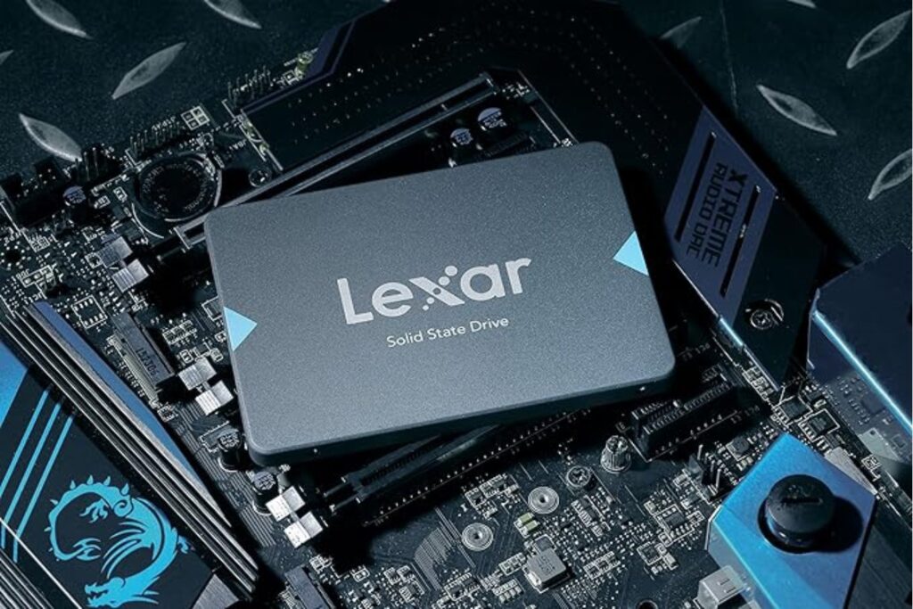 Lexar NQ100 512 GB SSD SATA III (6 GB/s), SSD Interno de 2,5" hasta 550 MB/s, Unidad de Estado sólido Interna para PC, portátil y de Escritorio (LNQ100X512G-RNNNG)