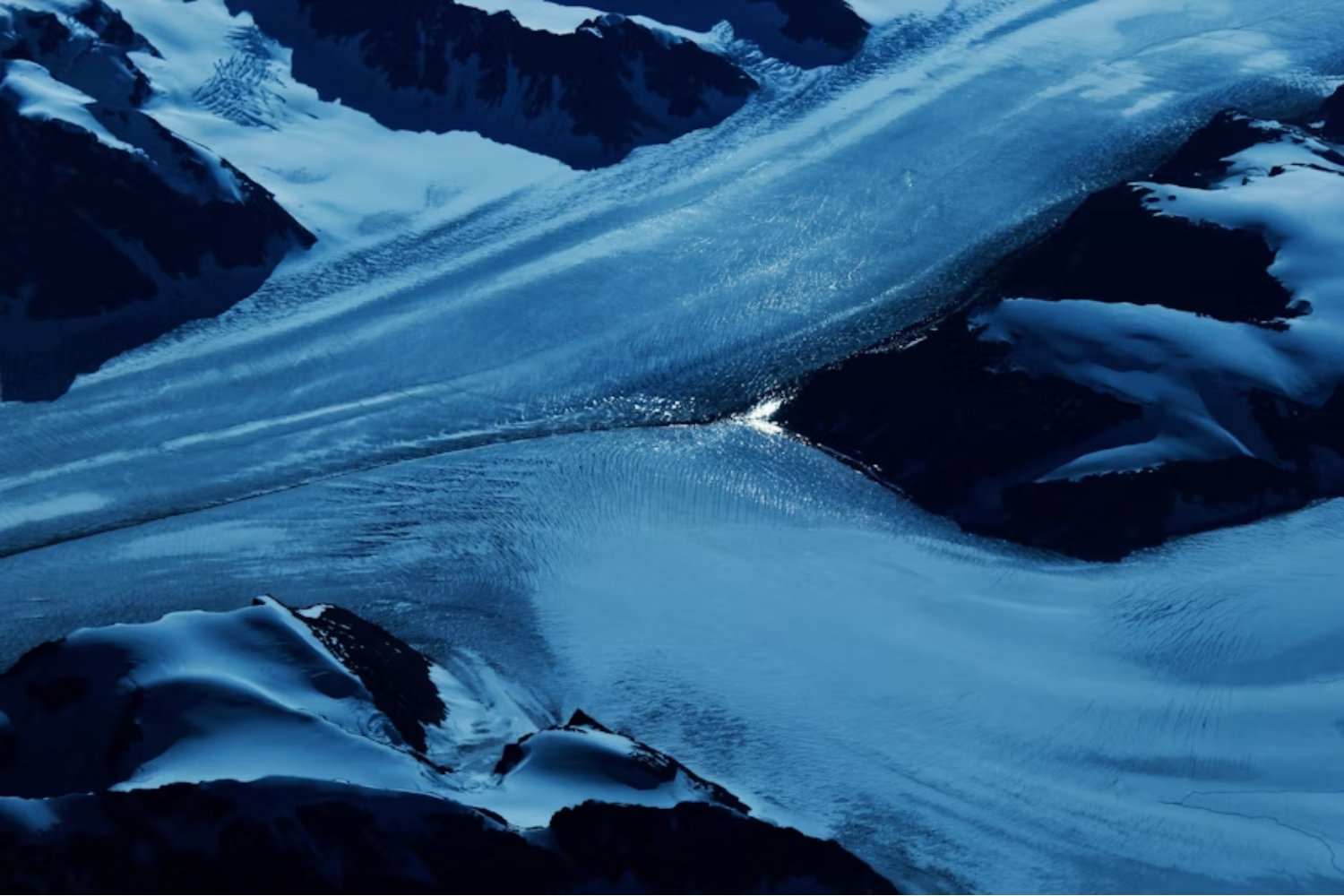 El fenómeno oculto bajo el hielo de Groenlandia que sorprendió a la ciencia