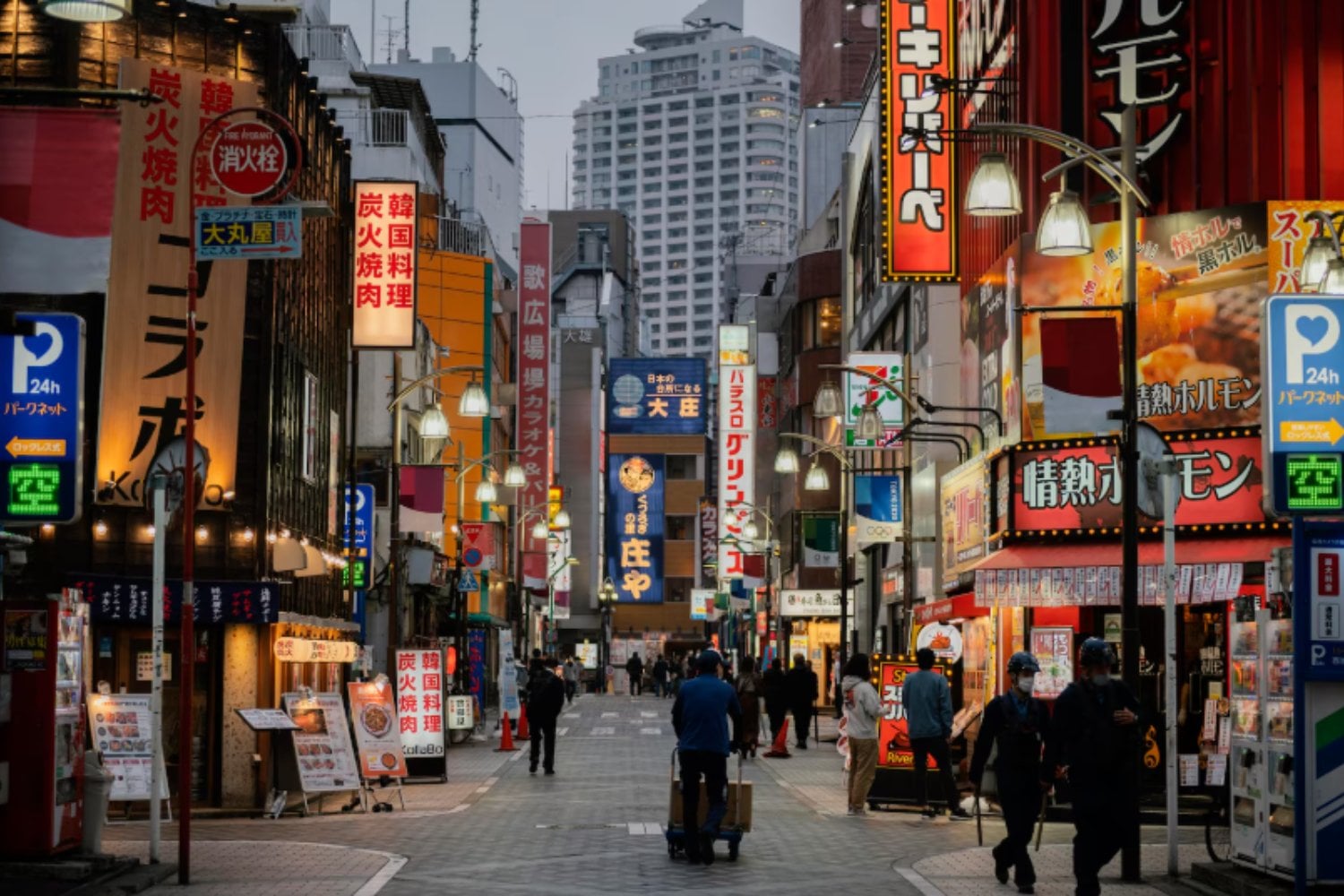 Japón al borde del colapso demográfico: la población se hunde mientras la inmigración marca récord