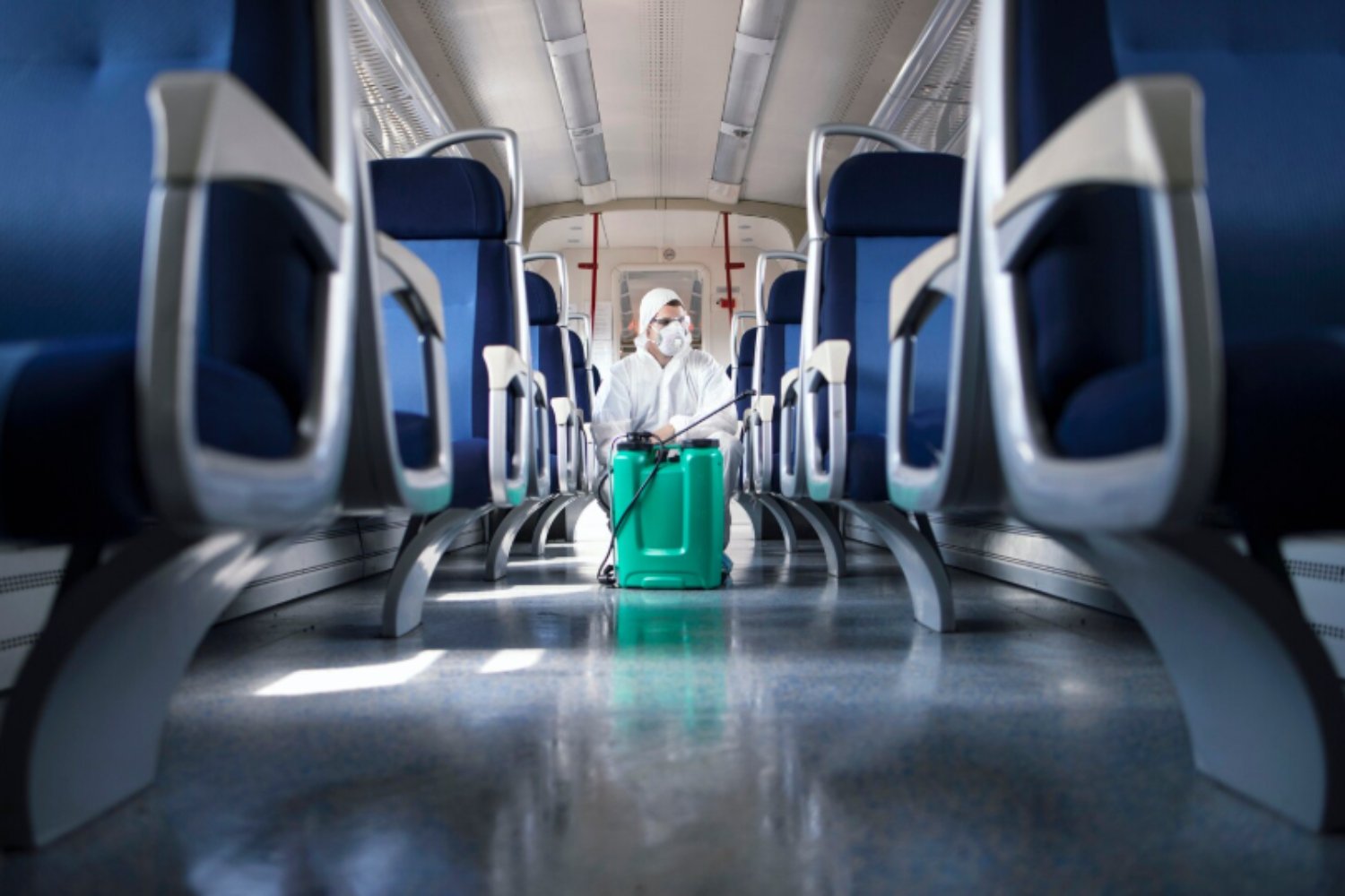 Los baños de los aviones: de focos de gérmenes a centinelas contra pandemias