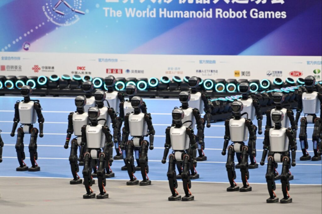 Cuando los robots se ponen olímpicos: así son los primeros Juegos Mundiales de humanoides en China
