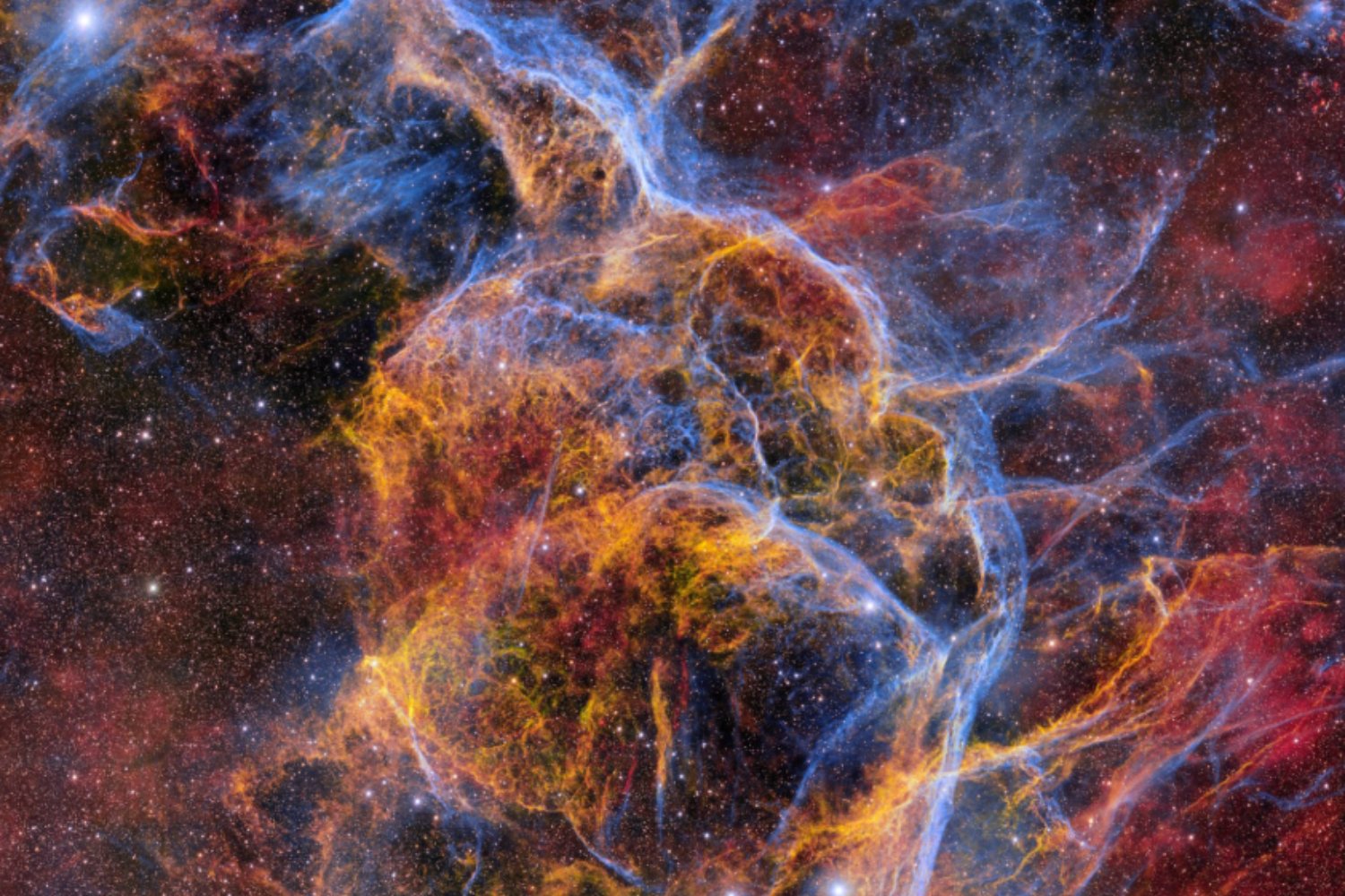 La supernova que dejó a los astrónomos boquiabiertos: una estrella despojada hasta los huesos