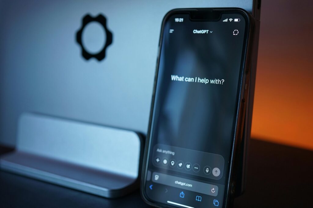 El truco oculto de GPT-5: decide por ti… y no siempre sabrás cómo