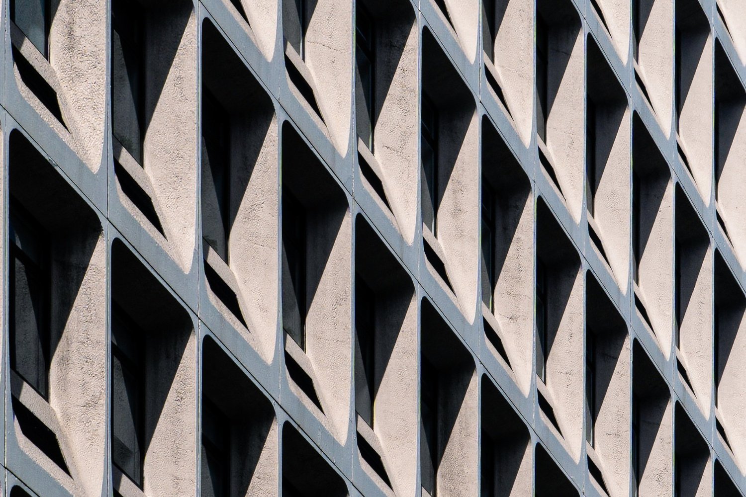 El gran beneficiado del drama inmobiliario en España: las comunidades autónomas hacen caja con tu casa