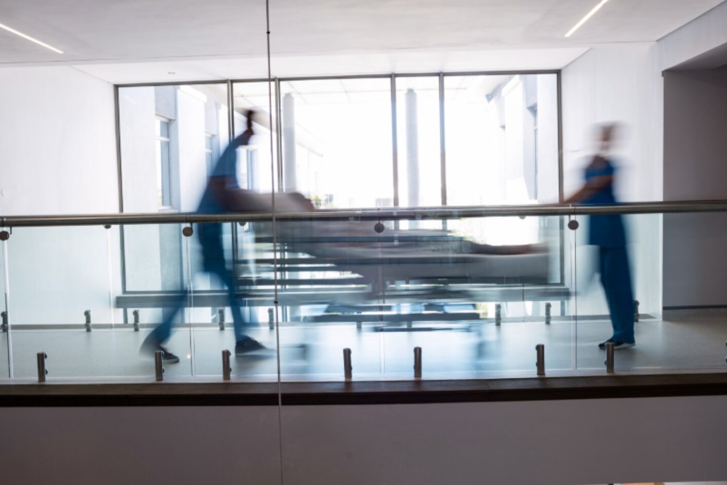 Ciclones y corazón: el inesperado vínculo que dispara hospitalizaciones meses después