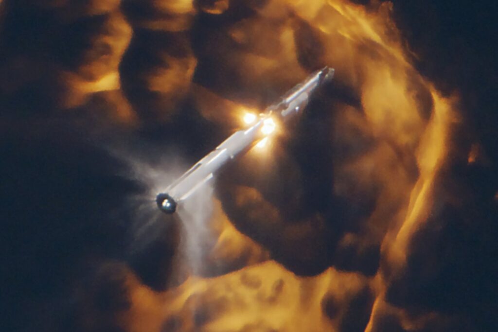Starship se la juega: el cohete más alto del mundo busca redimirse en su décimo vuelo
