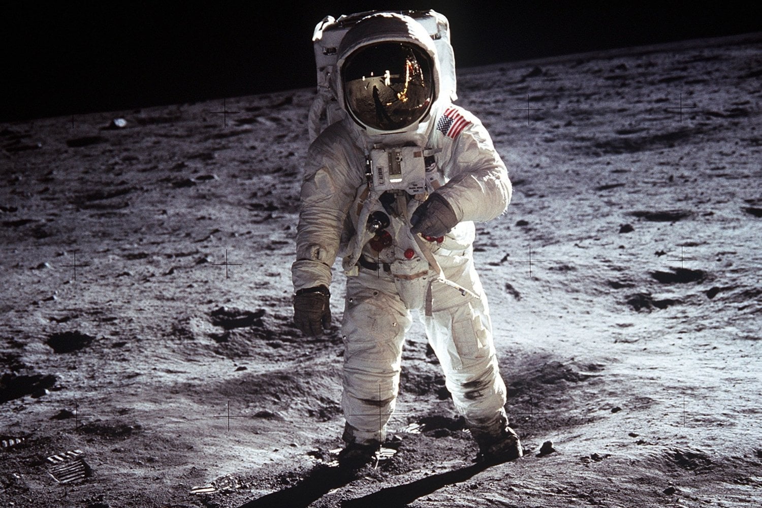 La Luna se erosiona… pero no por culpa del Sol: la verdad detrás del desgaste lunar