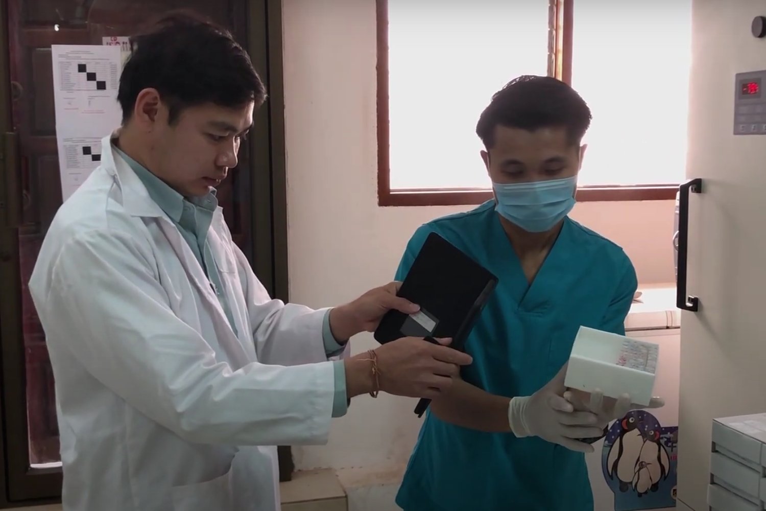 La bóveda secreta que guarda la vida invisible: el plan mundial para salvar microbios antes de que desaparezcan