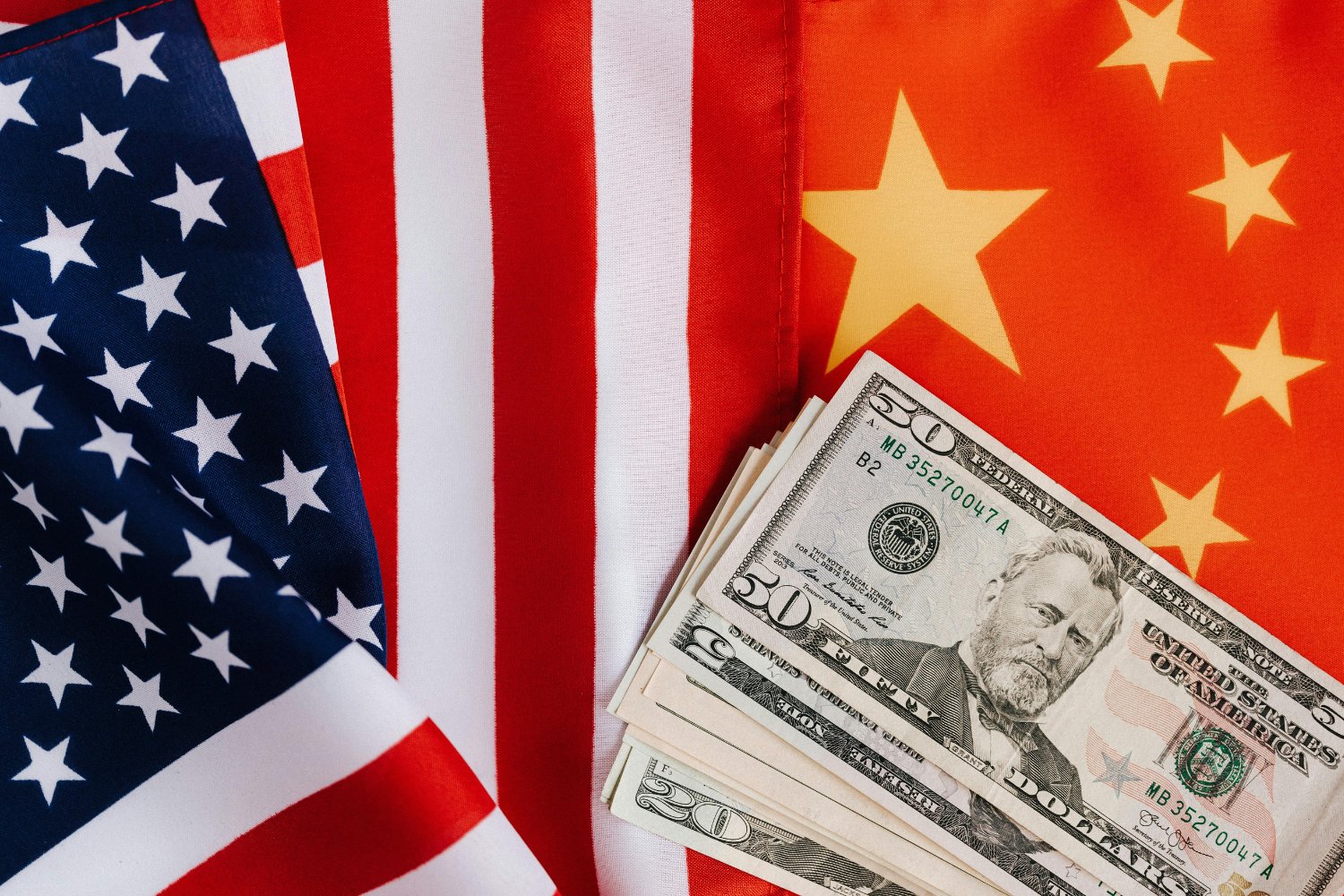 La trampa que amenaza a China en la carrera de la IA: el dinero fluye en EEUU y se estanca en Pekín