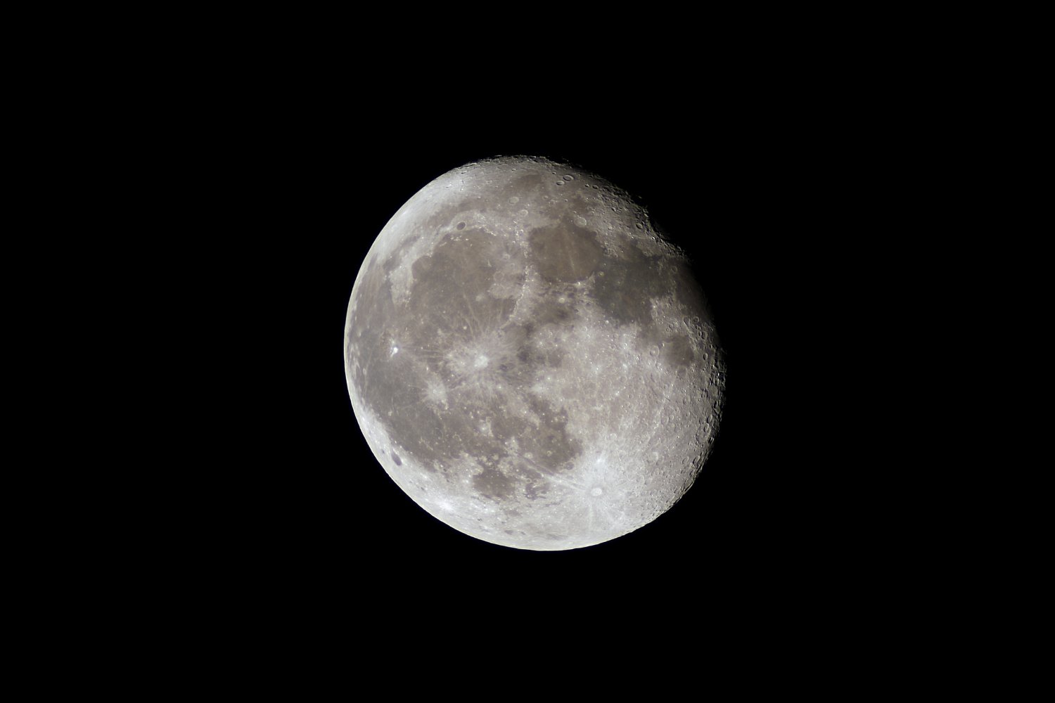 El desafío nuclear que podría cambiar la exploración espacial: así planea la NASA encender un reactor en la Luna antes de 2030