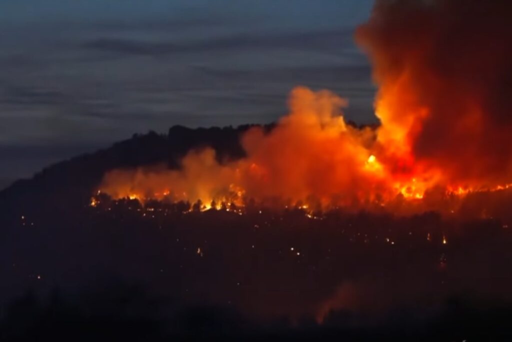 Incendio En Francia