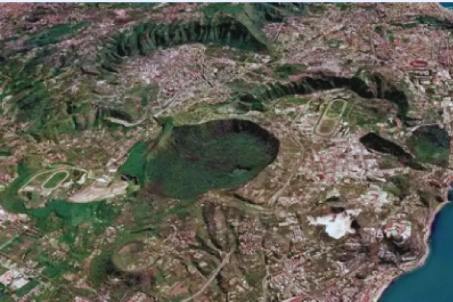 Bajo Nápoles late un gigante de fuego: la caldera de los Campos Flégreos que despierta temores tras siglos de silencio
