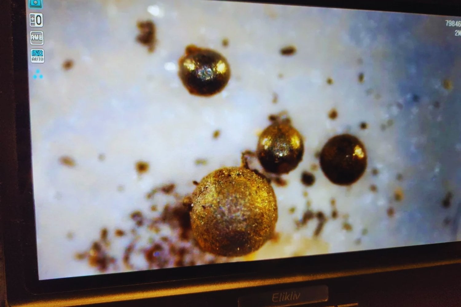 El objeto interestelar estrellado en el Pacífico tiene una explicación extraordinaria. Los fragmentos recuperados refuerzan la hipótesis de un origen extraterrestre.