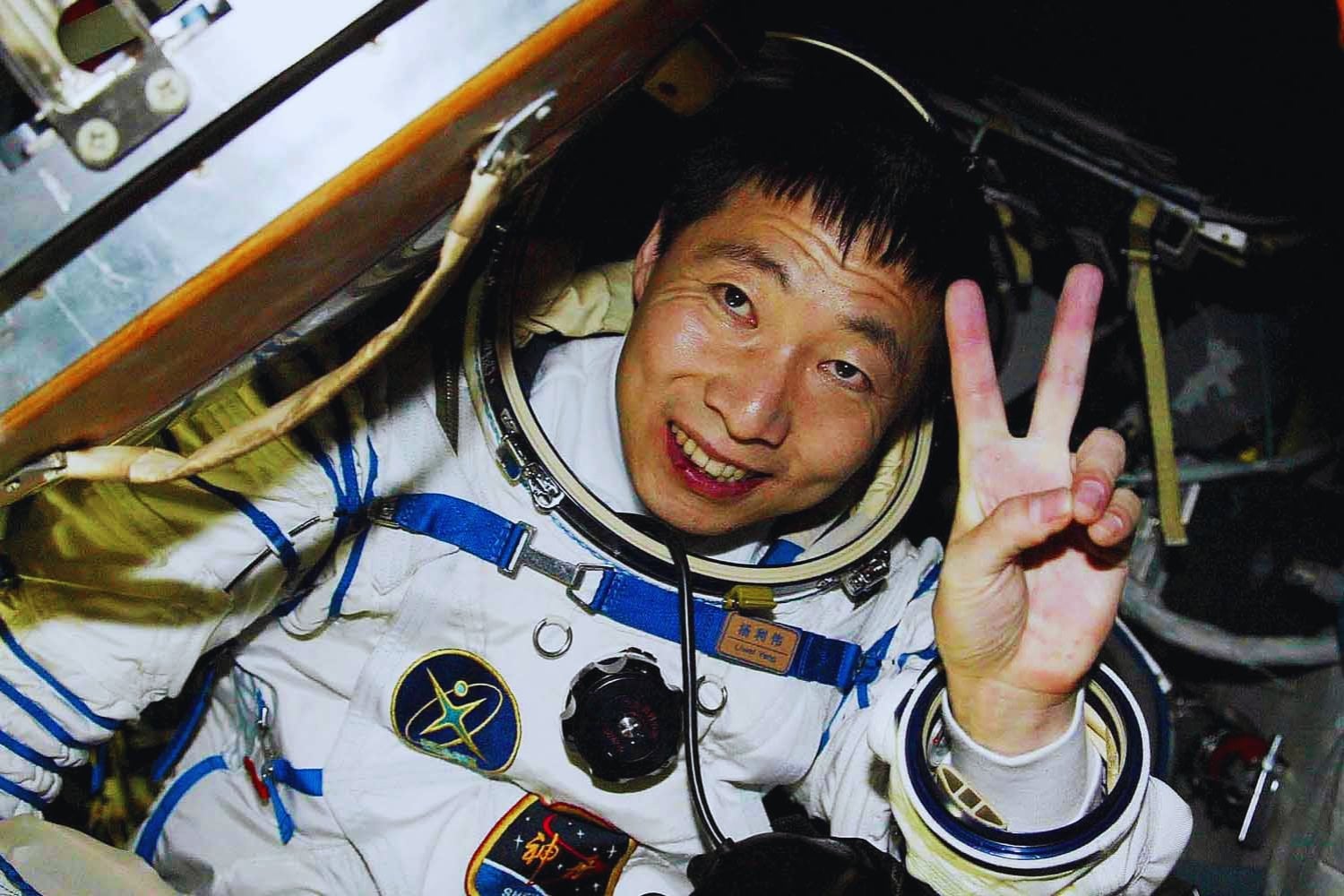 El día que un astronauta escuchó lo imposible. El golpe fantasma que aún inquieta a la historia espacial china