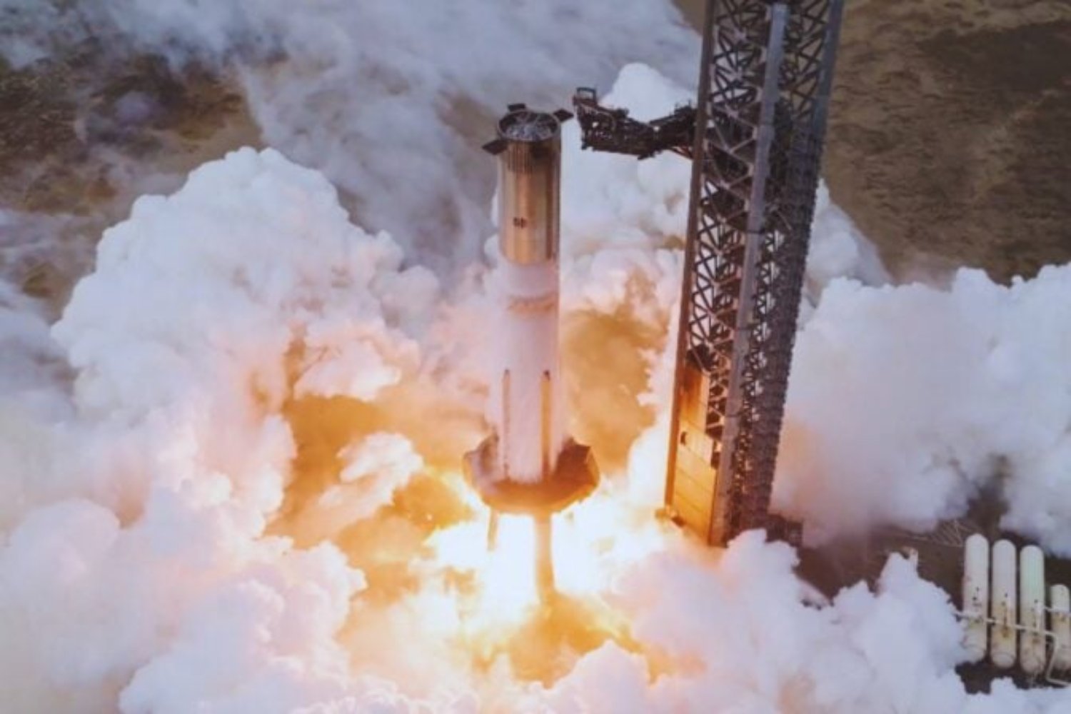 SpaceX gasta 17 000 millones y no en cohetes para Marte. La jugada de Musk es otra: crear internet satelital directo a tu móvil en cualquier lugar del mundo Extracto