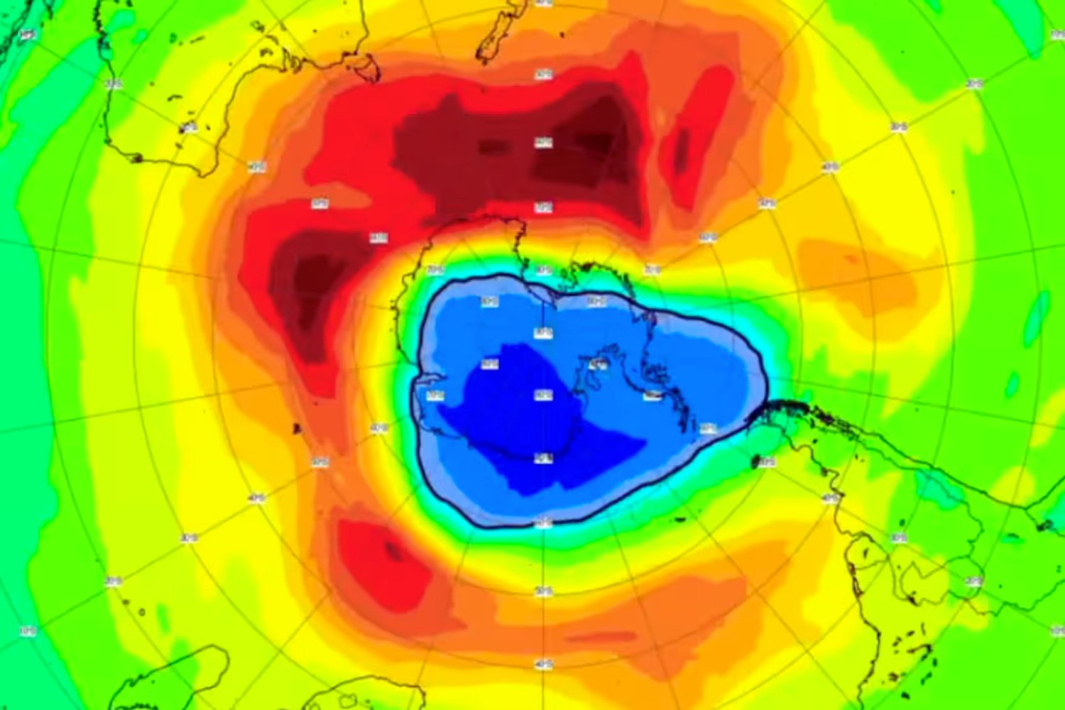 El agujero de ozono se posó sobre la Argentina. El fenómeno vuelve cada año, pero su paso esta vez coincide con una fecha clave para la historia ambiental