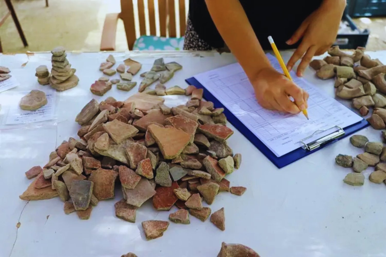 Una tablilla de 3.500 años hallada en Turquía revela la primera lista de muebles de la historia