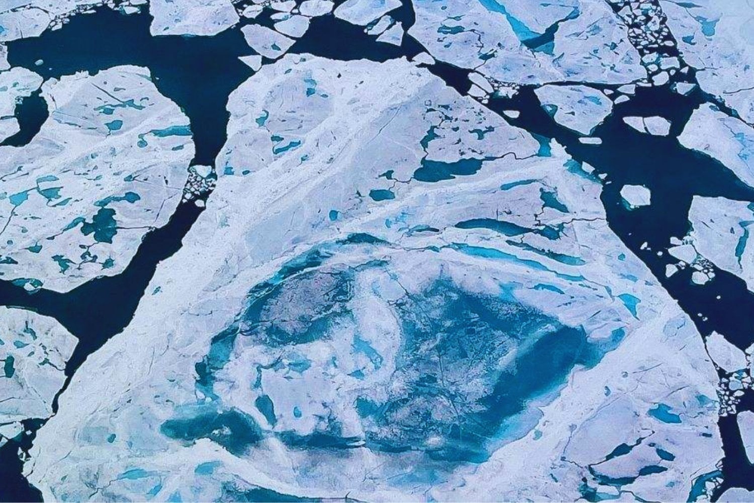 Un agujero del tamaño de Suiza en la Antártida: el fenómeno que preocupa porque altera mucho más que el hielo