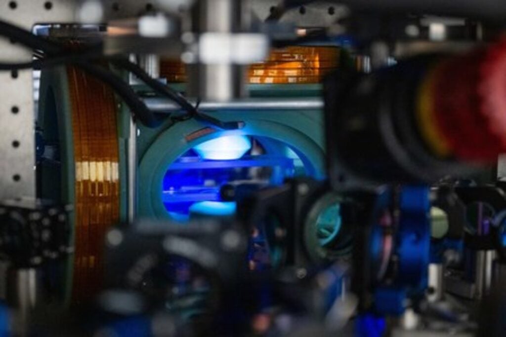 6.100 cúbits en una sola máquina: el récord que acerca la promesa cuántica a la realidad