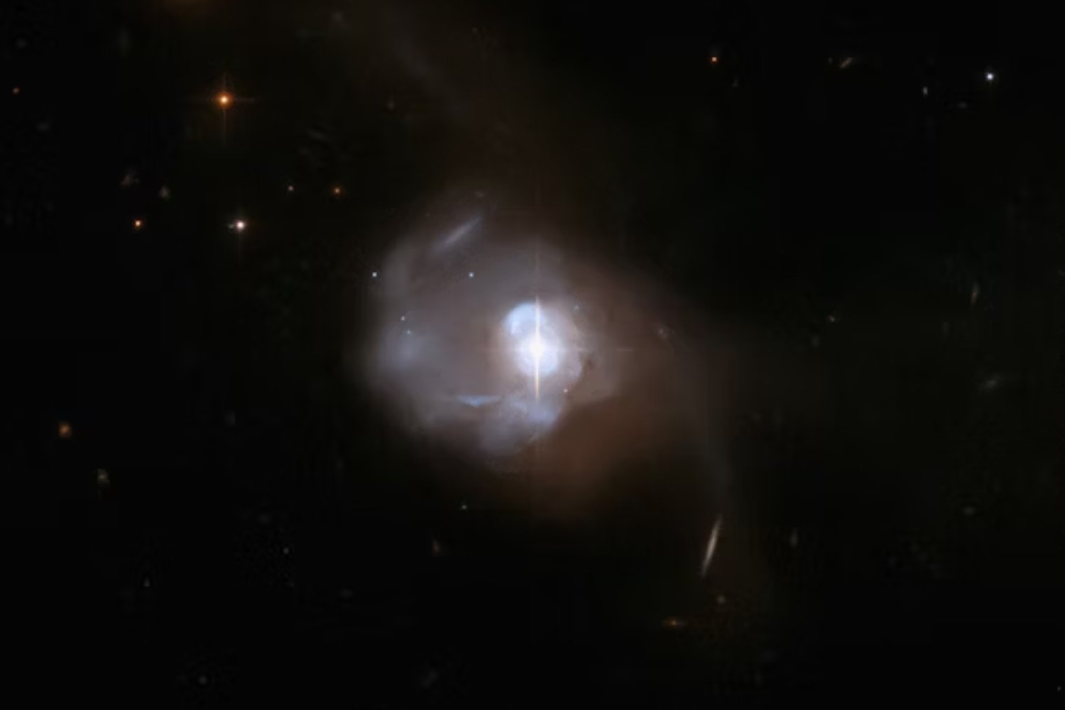 El retroceso de un gigante cósmico. Un agujero negro dispara pistas sobre la expansión del universo