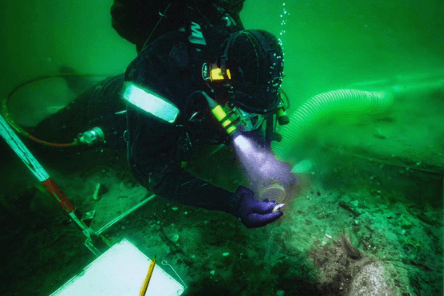Un pueblo de la Edad de Piedra dormía bajo el mar desde hace 8.500 años. Hoy, los arqueólogos lo han despertado