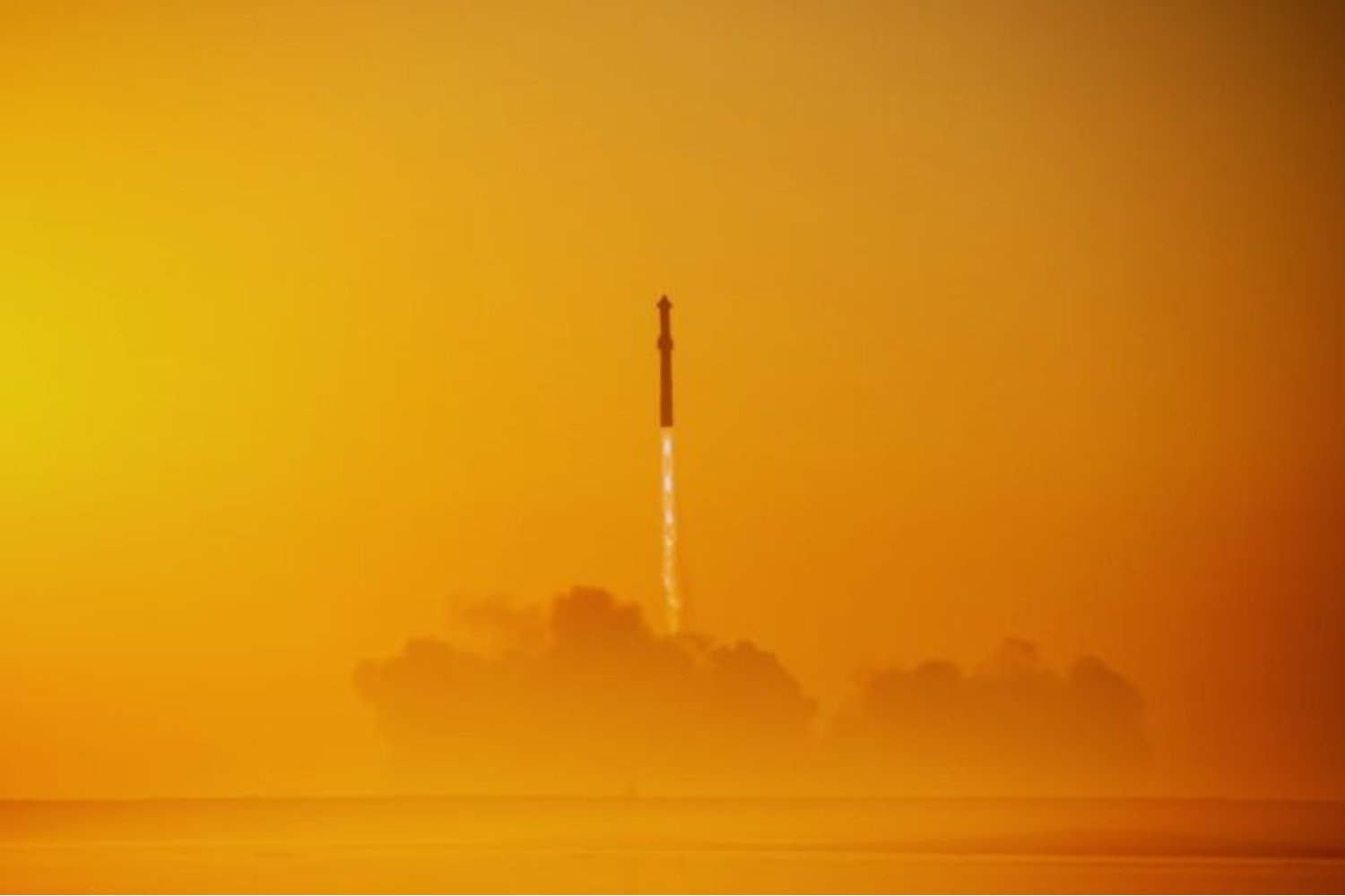 Cohetes a mitad de precio y producción en masa. Así quiere China arrebatarle el espacio a Elon Musk.