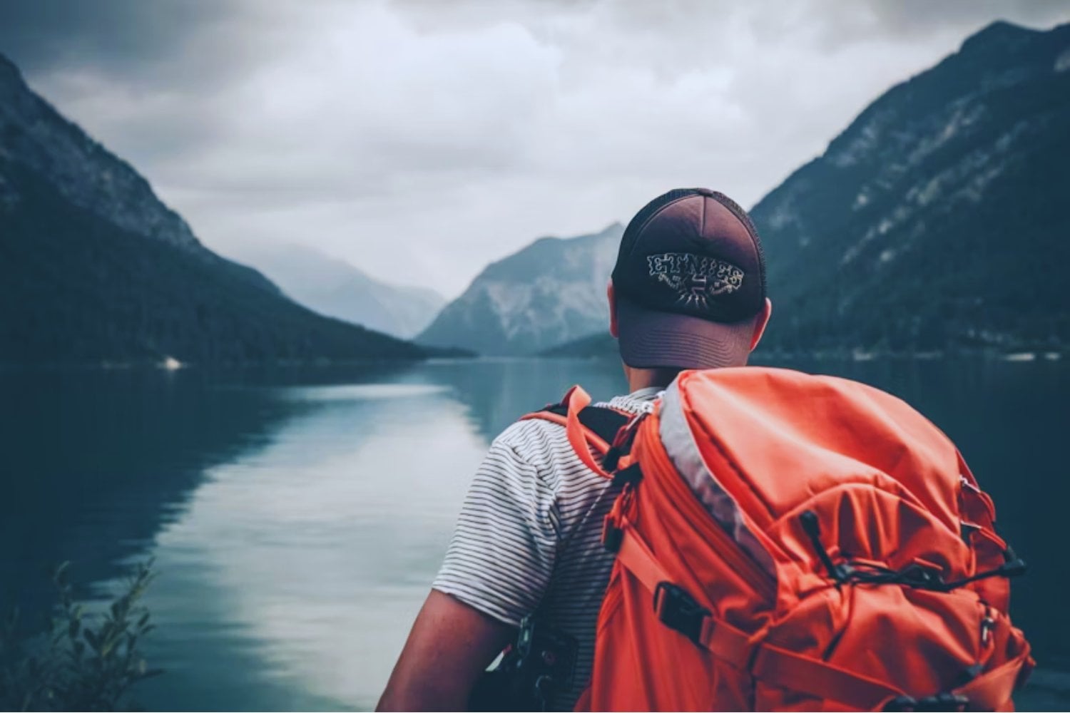 Viajar no es solo un pasatiempo. La ciencia revela cómo esas experiencias moldean nuestra felicidad