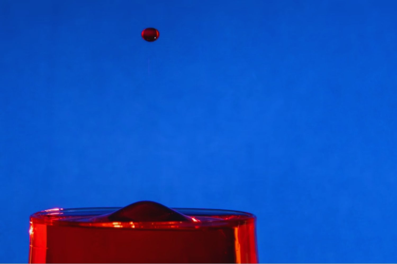 Estirar la realidad ya no es ciencia ficción. Una nanopartícula levitada demuestra hasta dónde puede llegar la mecánica cuántica