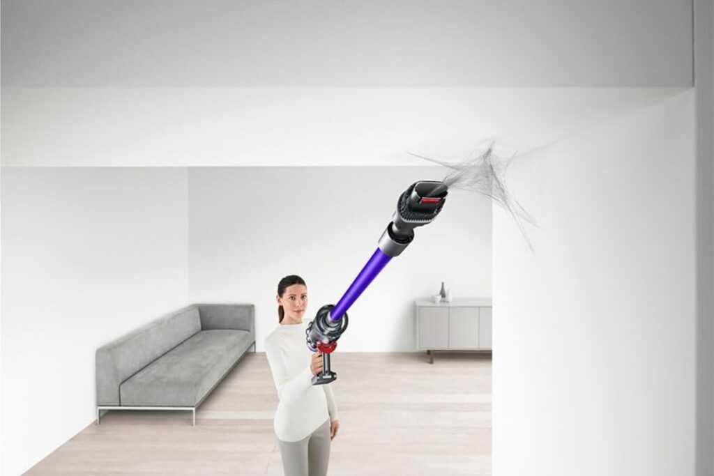 Dyson V11 Advanced Aspiradora Vertical sin Cable (níquel/Morado)