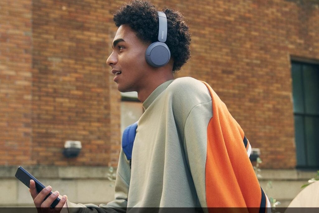 Auriculares de diadema inalámbricos Bluetooth Sony WH-CH520, sonido de , diseño ligero, 50 h de batería, carga rápida, ecualizador, llamadas nítidas, iOS y Android