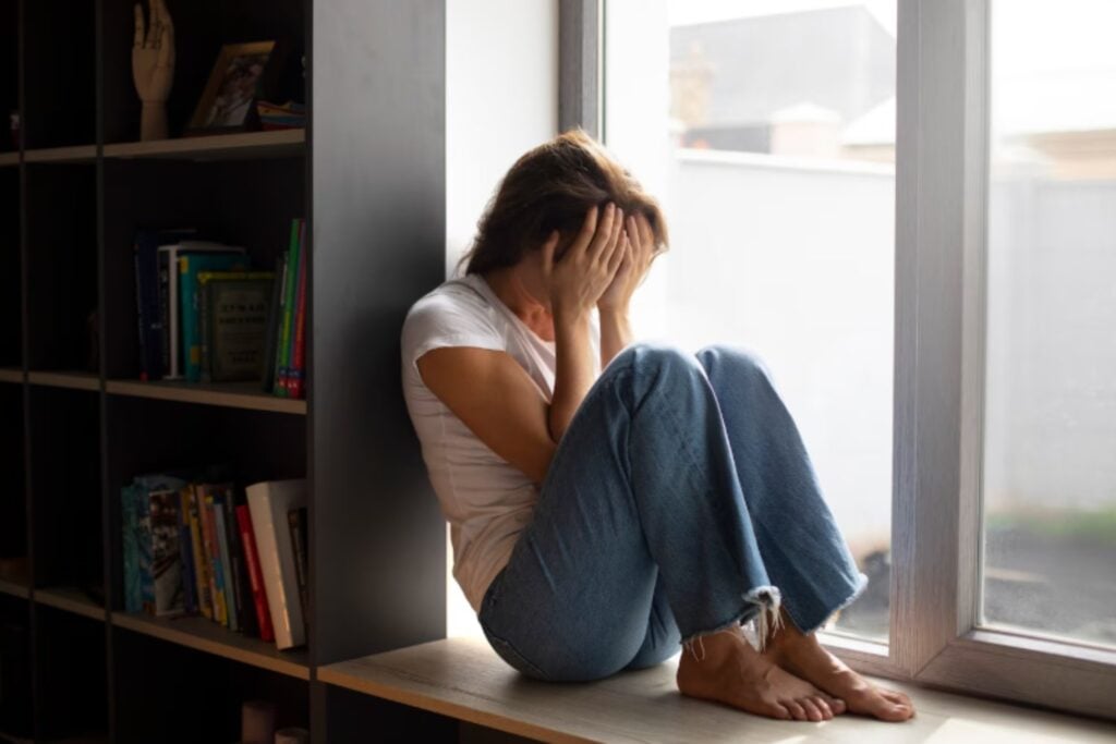 El peso invisible: por qué las mujeres sufren más depresión y ansiedad que los hombres