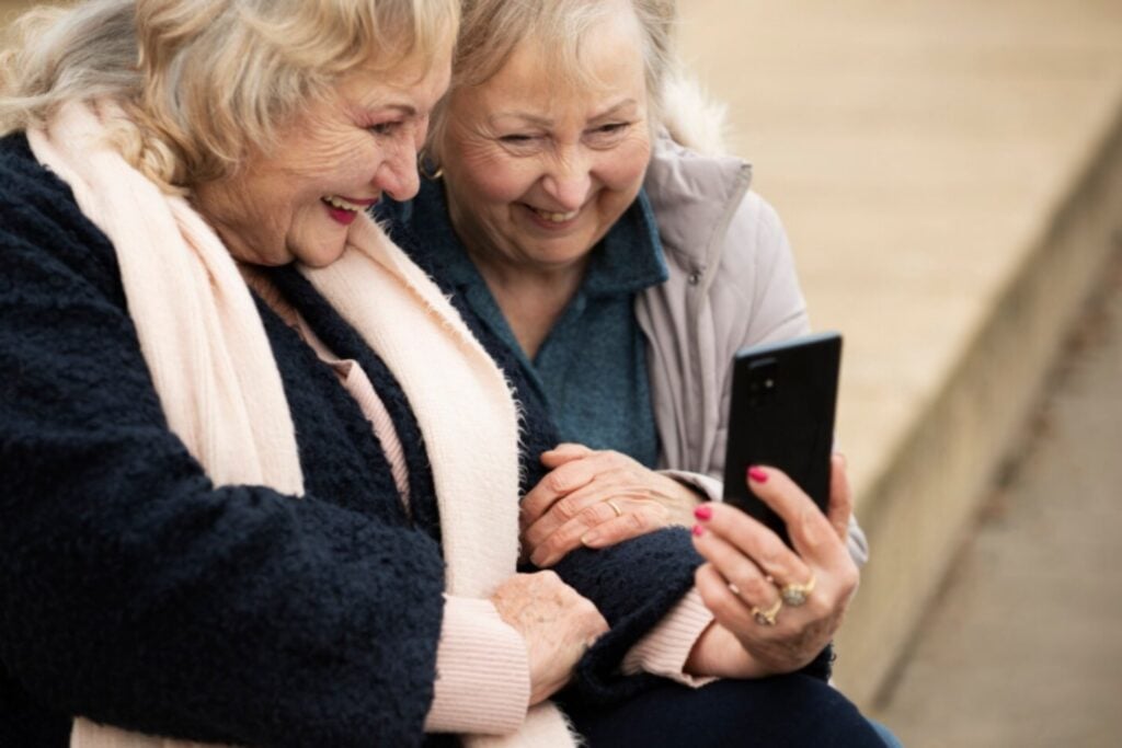 Asistentes de voz con IA: una nueva era en el control de la presión arterial