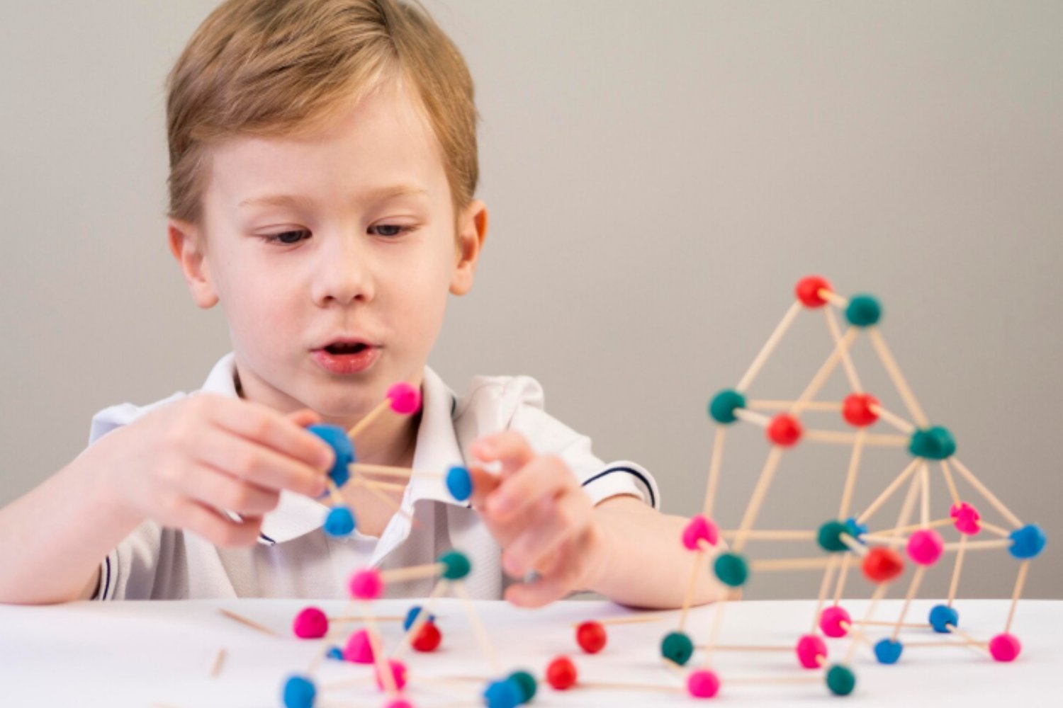 El cerebro infantil guarda huellas del apego: la oxitocina explica cómo los niños enfrentan la separación