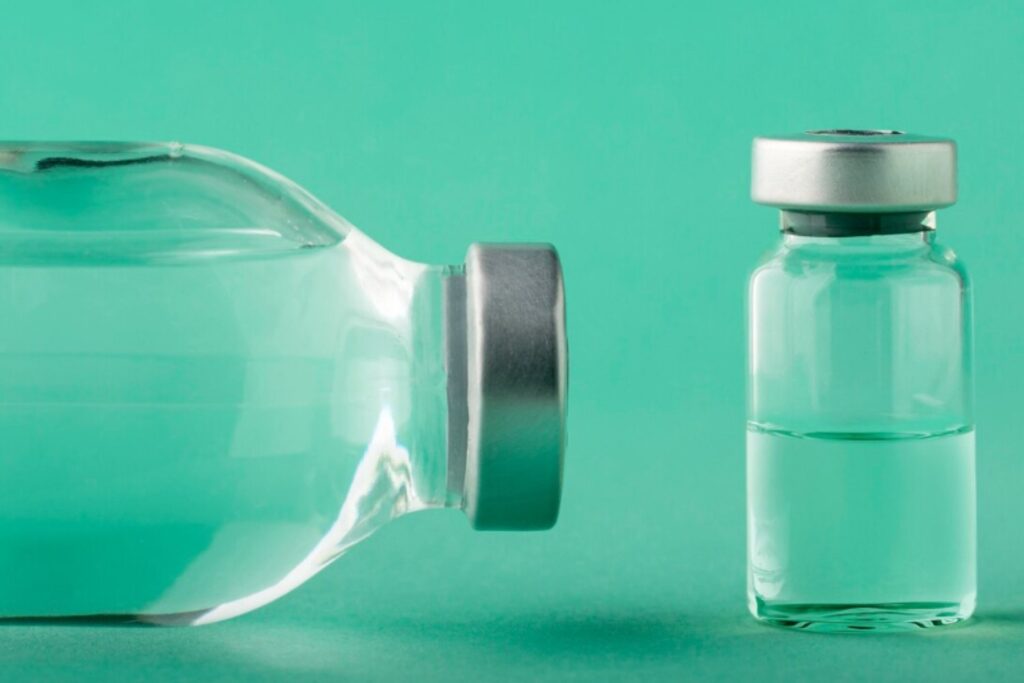 Agua oxigenada: el secreto inesperado que convierte tu botiquín en aliado del jardín