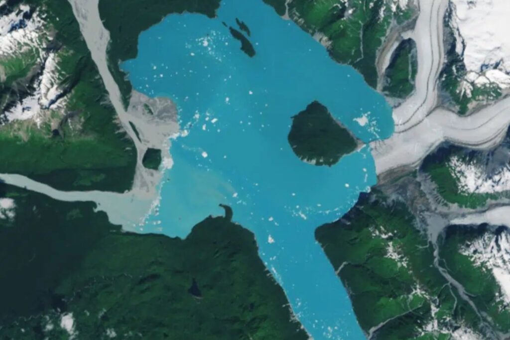 Alaska se reinventa: el retroceso glaciar dio origen a una nueva isla