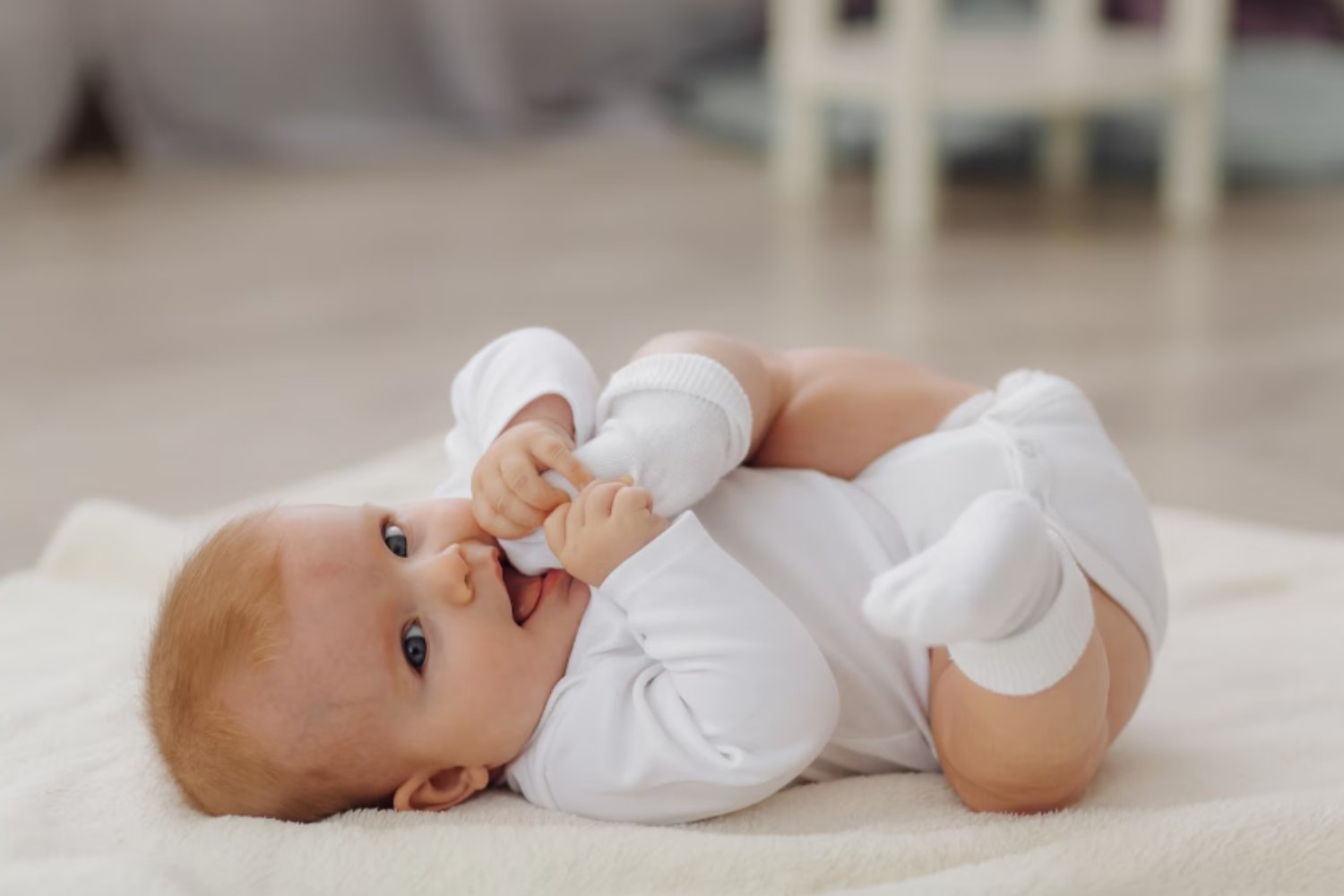 Por qué el cerebro de los bebés aprende de forma diferente al de los adultos