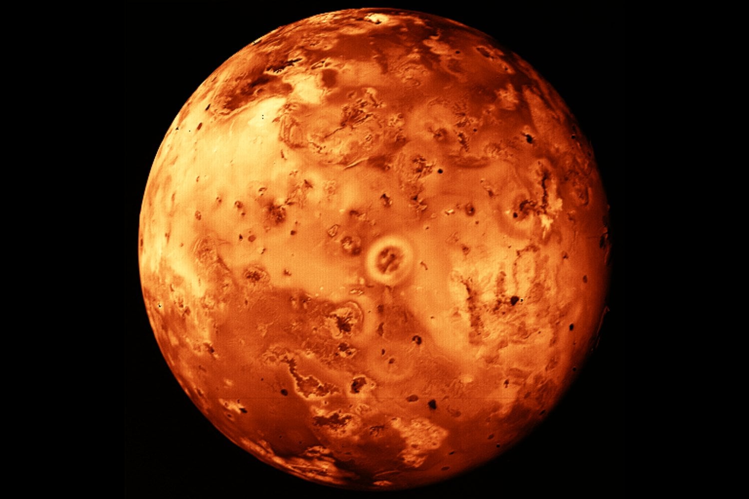 Un estudio internacional liderado por la UNAM acaba de revelar algo sorprendente en Ío. La luna más volcánica del Sistema Solar es aún más activa de lo que creíamos