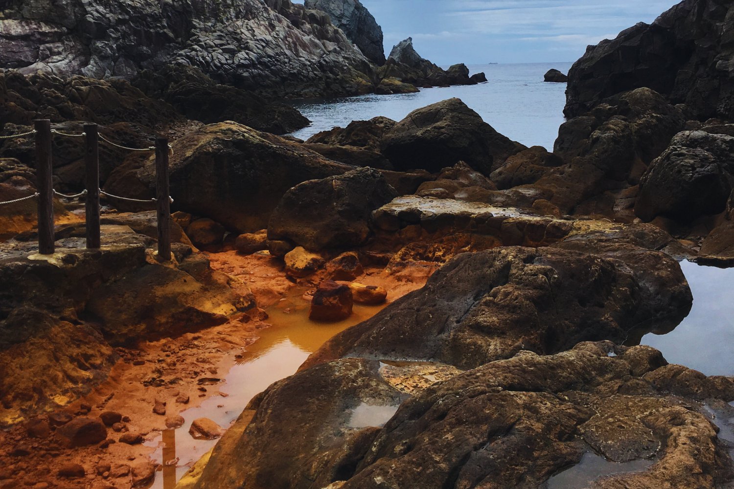 Descubren en Japón manantiales que recrean la Tierra primitiva. Ecosistemas que funcionan igual que hace más de 2.300 millones de años