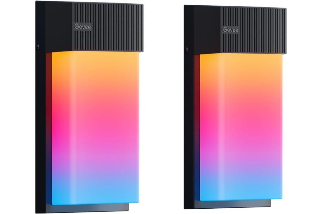 Govee Aplique Pared Exterior RGBIC, 1500LM Smart Aplique Pared con 45 Modos de Escena, IP65 Impermeable, Efectos de Iluminación DIY, Funciona con Alexa, Google Assistant y Matter, 2 Piezas